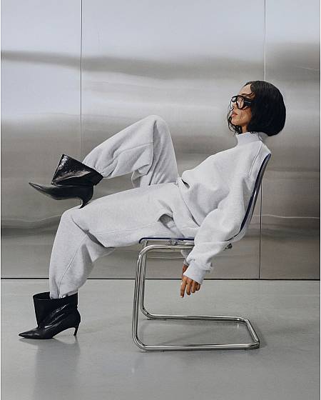 Set Platinum [High NECK SWEATSHIRT / REGULAR fit joggers]