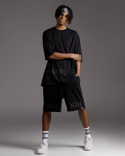 Shorts black oversize black print