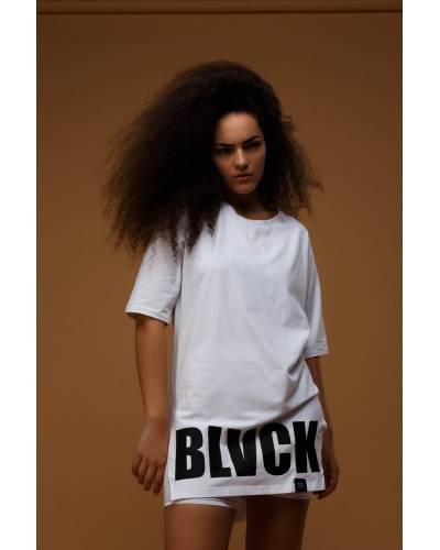 Футболка жіноча принт BLVCK LIMIT внизу біла