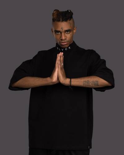 Футболка OVERSIZE со стойкой вышивка BLVCK черная