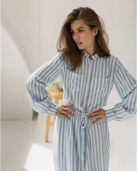 Maxi dress with blue stripes