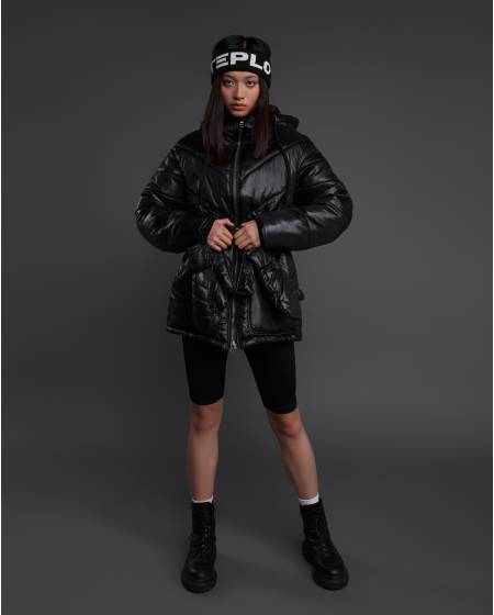 Пуховик с варежками черный