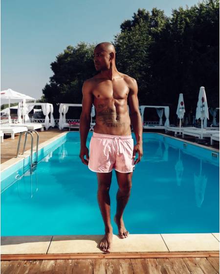 Trunks men's pink with white piping