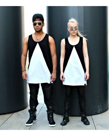 Чорна подовжена Майка чоловіча з білим трикутником