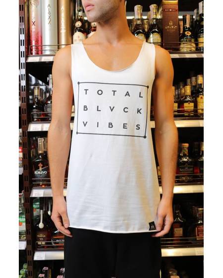 Майка з принтом подовжена і необробленими краями біла