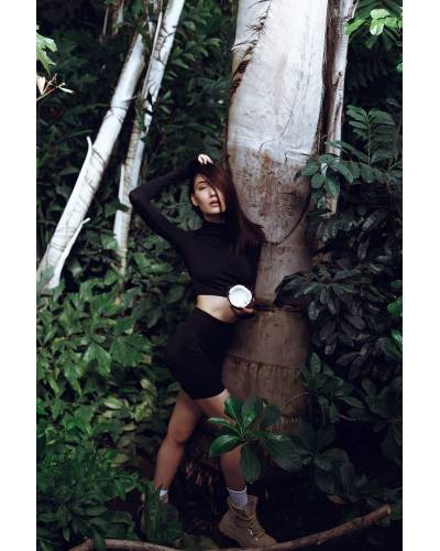 Top with stand - black