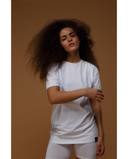 Футболка жіноча з розрізами і бічним принтом біла
