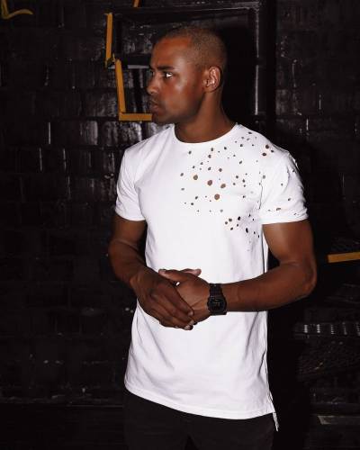 Футболка мужская с дырками беж