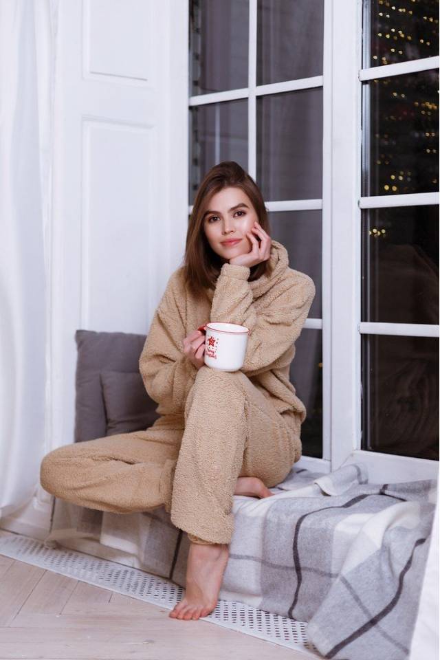 Гольф плюшевый бежевый Black Limit купить в Киеве и Украине