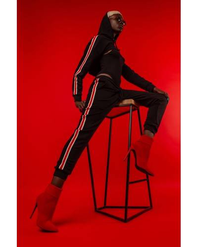 Штаны женские с лампасами черные