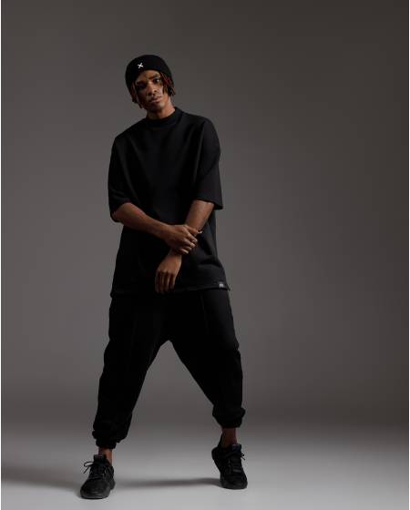 Штаны со строчкой Black