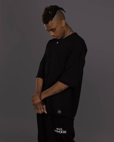 Футболка OVERSIZE с вышивкой Х черная