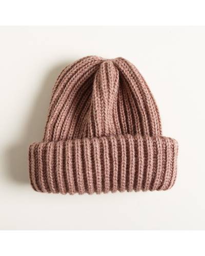 Hat female large knitting dark/pink