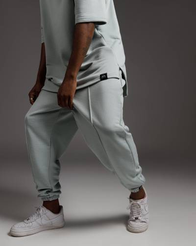 Pants with Pistachio stitching