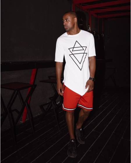 Mens t-shirt with print and sharp bottom white