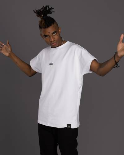 Футболка OVERSIZE зі вишивкою BASIC біла