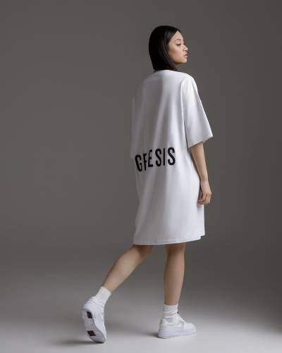 Unisex extra long white t-shirt