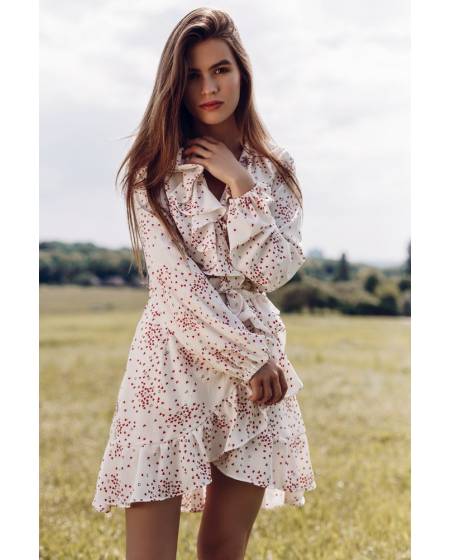 Dress with ruffles and printed red hearts on the smell - white