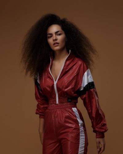 Куртка LACQUER SET Cherry Orchid красная