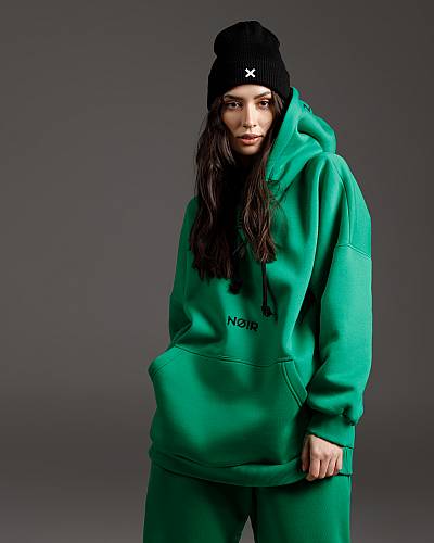 Шапка чорна жіноча X