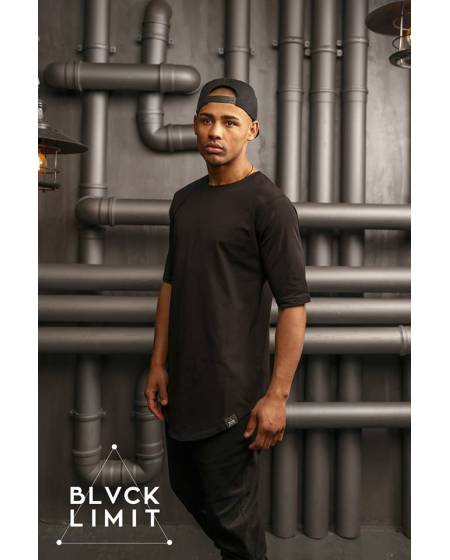 Футболка чоловіча з округленим низом чорна