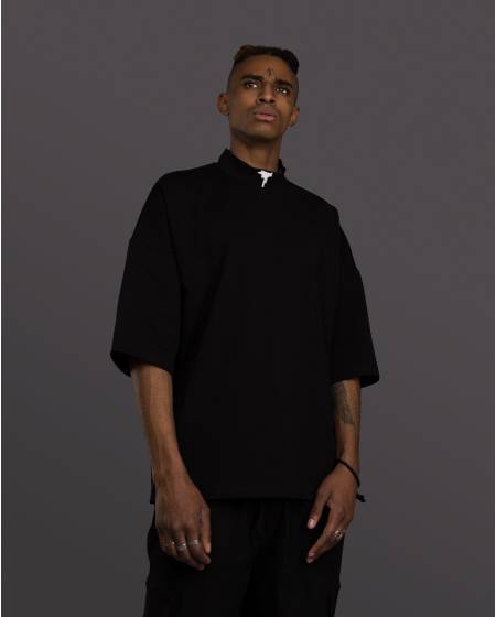 Футболка OVERSIZE зі стійкою вишивка АВТОМАТ чорна