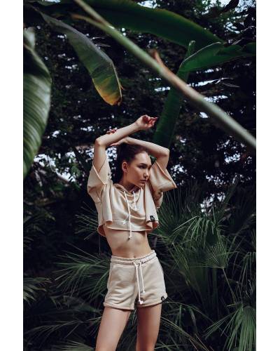 Women's shorts with a high rise Sand beige