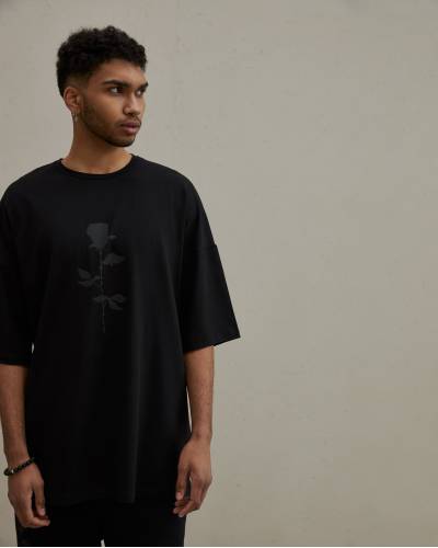 Футболка мужская Black on black rose