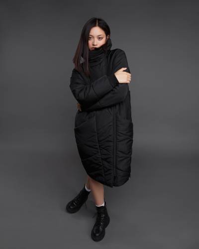 Пуховик женский ACE высокое горло черный