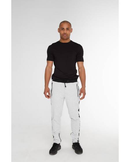 Штаны мужские спортивные со строчкой и лампасами серые