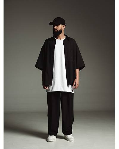 DIFFERENT ONE Onyx men's oversize shirt