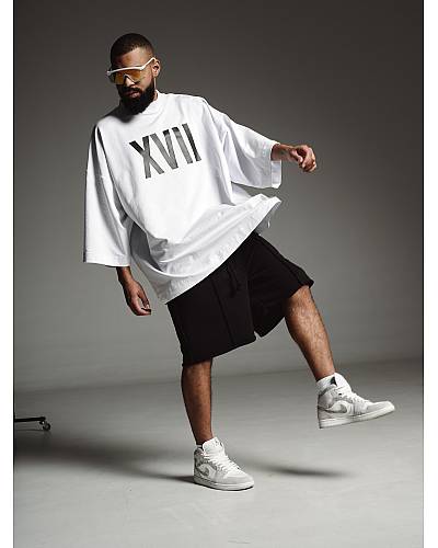 Шорты DIFFERENT ONE Onyx со стрелками мужские